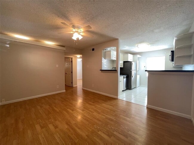 property at 1502 Heights Blvd