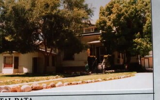 220-238 W H St in Ontario, CA - Building Photo