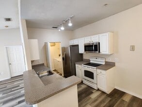 858 Grand Regency Pointe in Altamonte Springs, FL - Building Photo - Building Photo