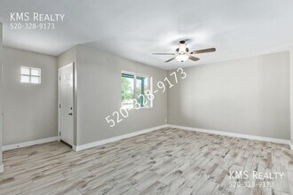 901 S Belvedere Ave in Tucson, AZ - Building Photo - Building Photo