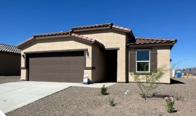 property at 3393 N Yavapai St