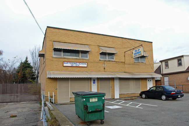 7436 S Harlem Ave in Bridgeview, IL - Building Photo - Building Photo