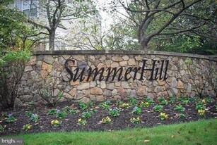 16 Weatherly Rd in Delran, NJ - Building Photo