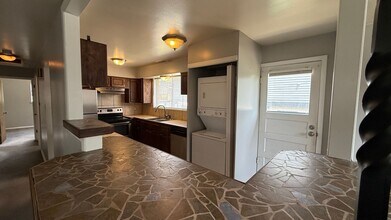 2323 W 41st Ave in Denver, CO - Building Photo - Building Photo