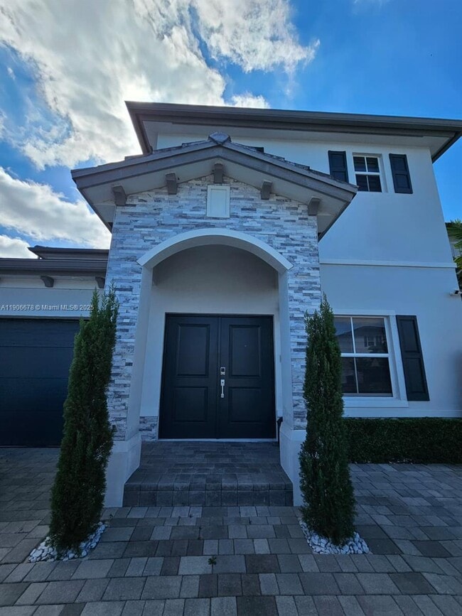 12736 SW 215th Terrace