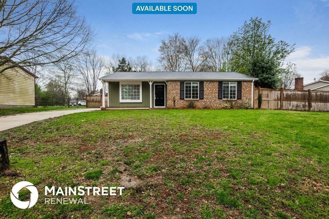 11509 Green Willow Ln in Charlotte, NC - Building Photo
