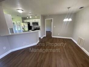 1270 Gustrow Ave NW in Palm Bay, FL - Building Photo - Building Photo
