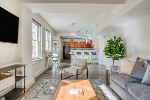 The Henry Clay - Furnished Apartments in Louisville, KY - Building Photo