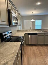 3610 Apple Valley Way in Dallas, TX - Building Photo - Building Photo