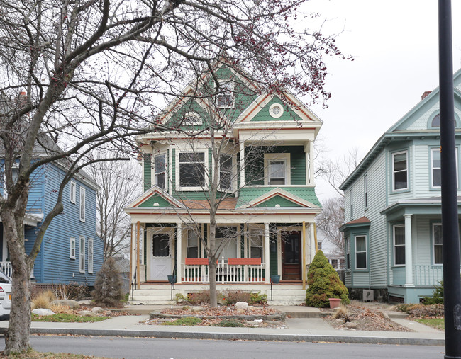 1021-1023 Parkwood Blvd in Schenectady, NY - Building Photo - Building Photo