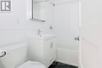 1545 Bathurst St in Toronto, ON - Building Photo - Building Photo