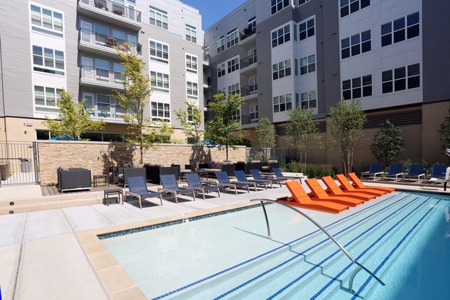 The Metropolitan Downtown Columbia