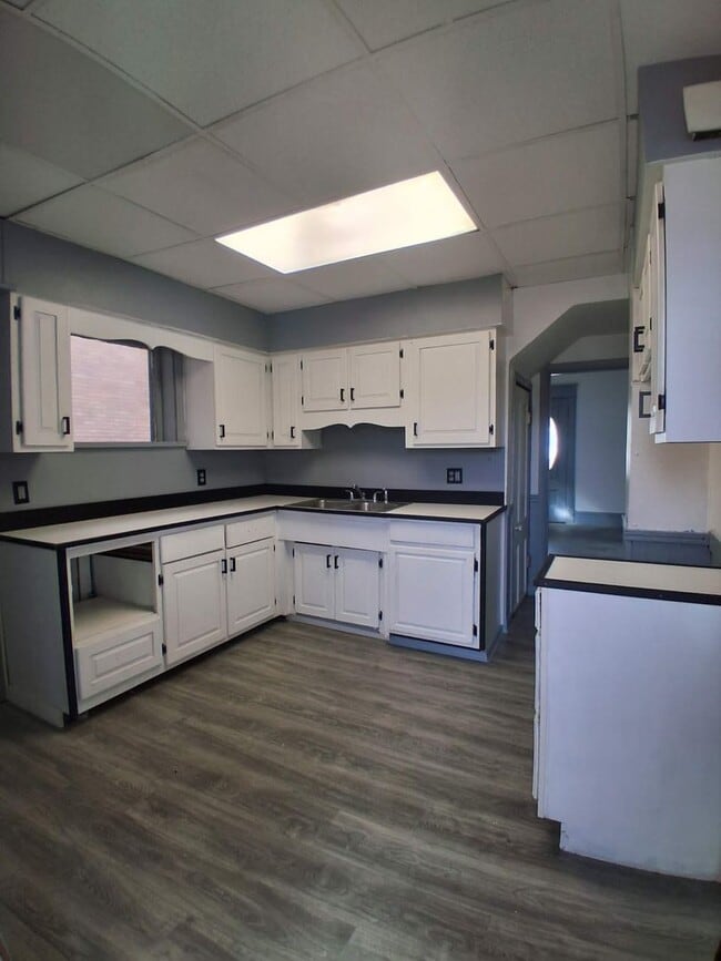 1330 E Washington St in New Castle, PA - Building Photo - Building Photo