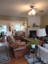 4007 Edgecomb Dr in Roswell, GA - Building Photo - Building Photo