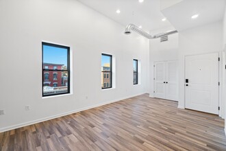 310 Pacific Ave in Jersey City, NJ - Building Photo - Building Photo