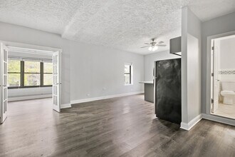 4555 Malden St in Chicago, IL - Building Photo - Building Photo