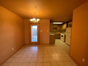 1306 W Fig Ave in Pharr, TX - Building Photo - Building Photo