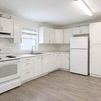 390 Mitton St S in Sarnia, ON - Building Photo