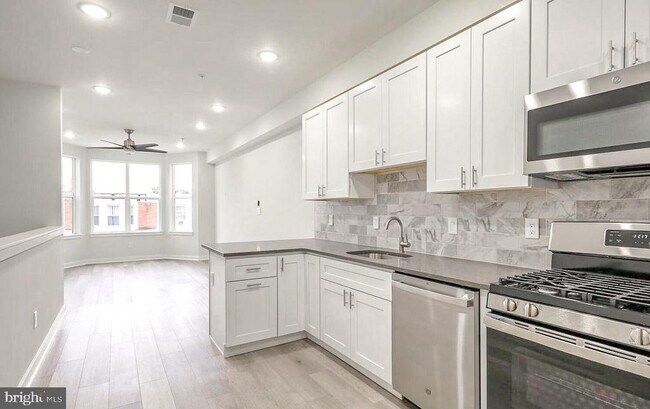 property at 5217 Irving St