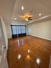 74 Andrews Way in Piscataway, NJ - Building Photo - Building Photo