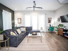 1915 Kolfahl St in Houston, TX - Building Photo - Building Photo