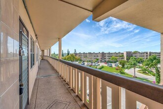 4049 Wolverton C in Boca Raton, FL - Building Photo - Building Photo