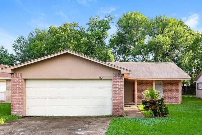 property at 5606 Drakestone Blvd