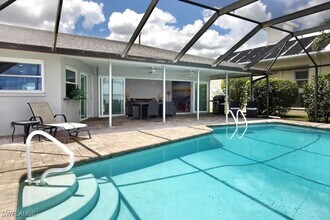 3111 SE 22nd Pl in Cape Coral, FL - Building Photo - Building Photo