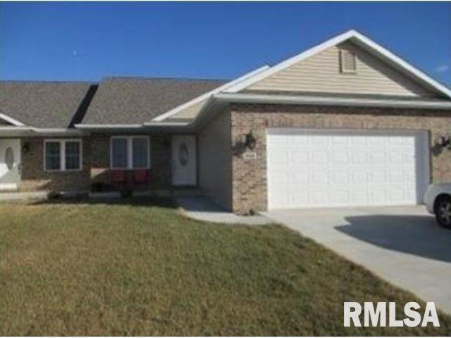 4514 Castle Pines Dr in Springfield, IL - Building Photo