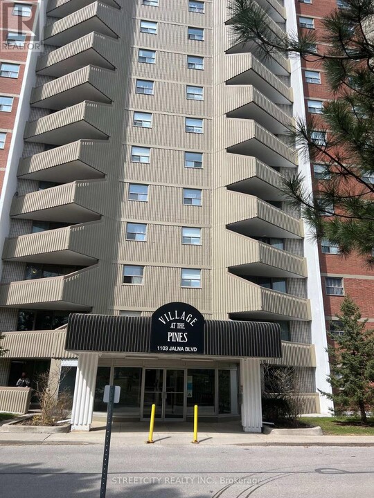 1103-1103 Jalna Blvd in London, ON - Building Photo