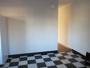 1862 Kentwell Rd in Upper Arlington, OH - Building Photo - Building Photo