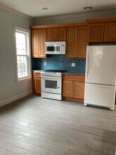 58 Chestnut St, Unit 2nd Floor Unit 2 in East Orange, NJ - Building Photo - Building Photo