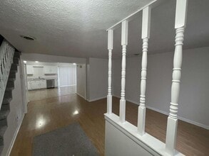 121 Scenic Pk Pl in Bristol, VA - Building Photo - Building Photo