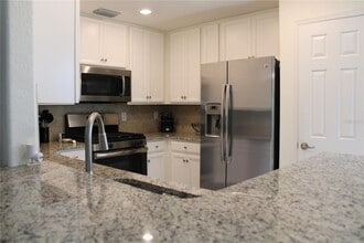 5831 Wake Forest Run in Bradenton, FL - Building Photo - Building Photo