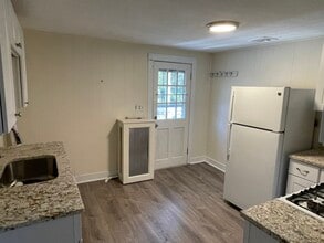 333 Quinnipiac Ave in North Haven, CT - Building Photo - Building Photo