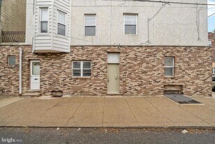 1332 S 7th St in Philadelphia, PA - Building Photo