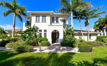 1179 Morningside Pl in Sarasota, FL - Foto de edificio - Building Photo