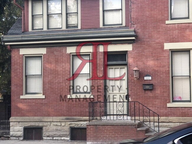 80 E Whittier St in Columbus, OH - Building Photo - Building Photo