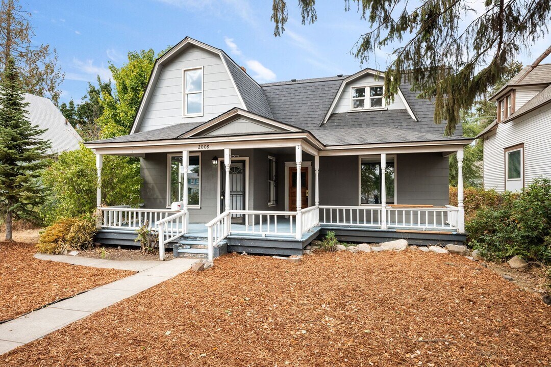 2008 W Sharp Ave in Spokane, WA - Building Photo