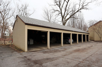 2370 2nd St in Cuyahoga Falls, OH - Building Photo - Building Photo