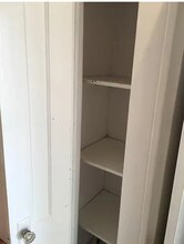 100 Van Buskirk Rd in Teaneck, NJ - Foto de edificio - Building Photo