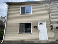 65 Bates St - 22