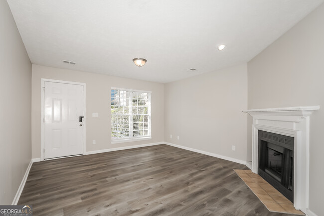 6515 Sevenoaks Dr in Tucker, GA - Building Photo - Building Photo