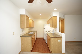 Highland Square in Wichita, KS - Building Photo - Interior Photo