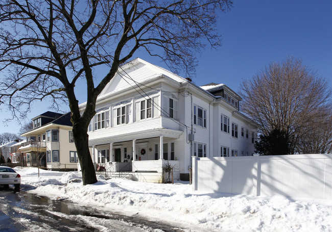 8 Cherry St in Salem, MA - Foto de edificio - Building Photo