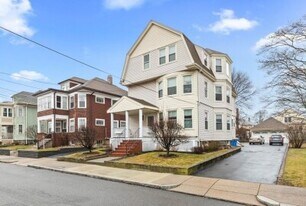 76 Fremont St, Unit #2 in Winthrop, MA - Building Photo