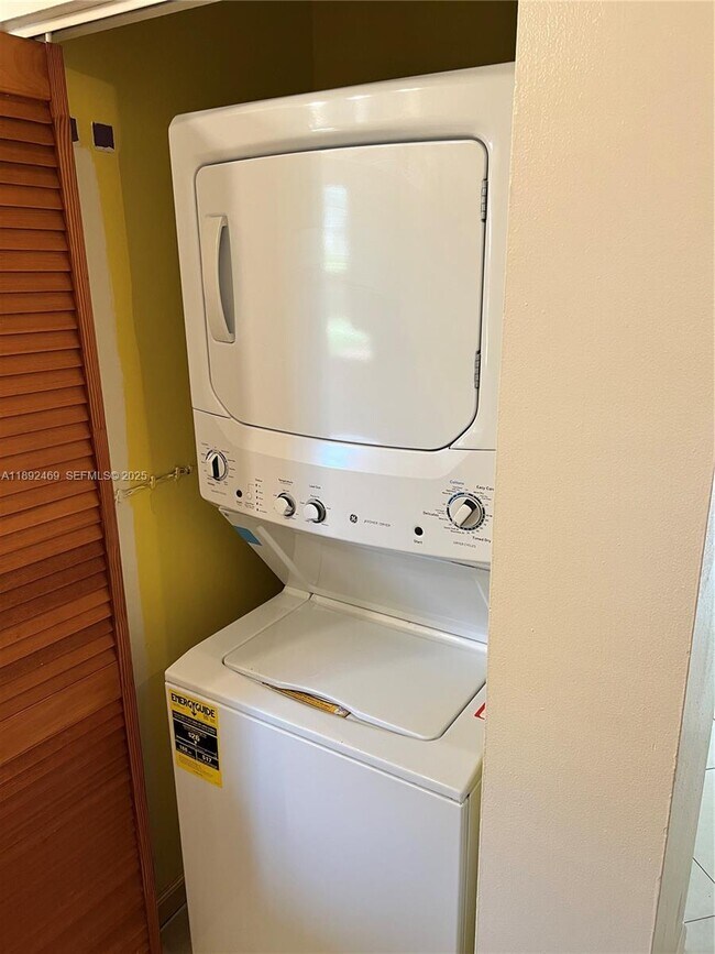 property at 10181 Twin Lakes Dr