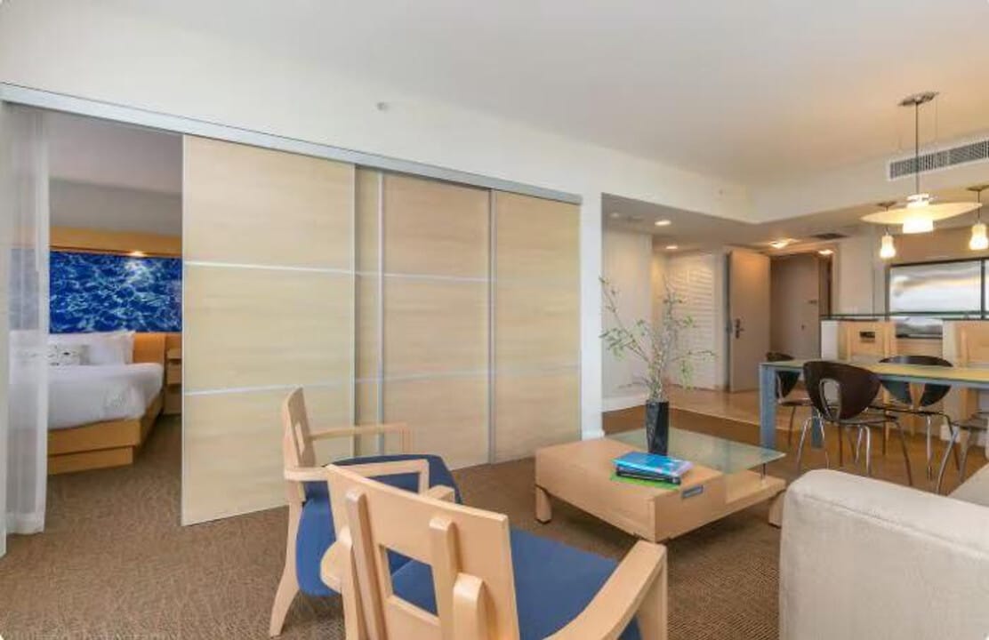 18801 Collins Ave in Sunny Isles Beach, FL - Building Photo