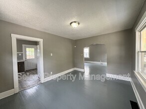 454 Kinnaird Ave in Fort Wayne, IN - Building Photo - Building Photo