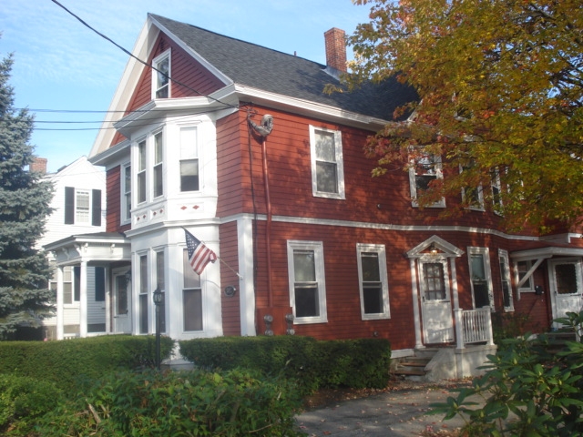 307 Main St in Saco, ME - Foto de edificio - Building Photo